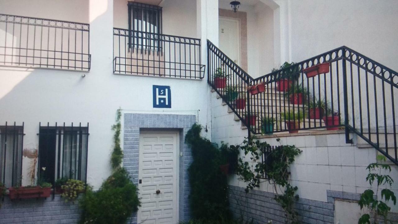 Hostal Alameda Mérida Buitenkant foto